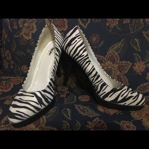 Zebra heels